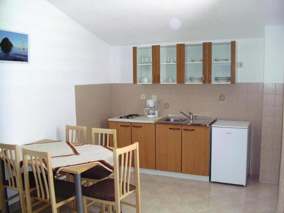 Apartments With A Parking Space Seget Vranjica, Trogir - 8507 المظهر الخارجي الصورة