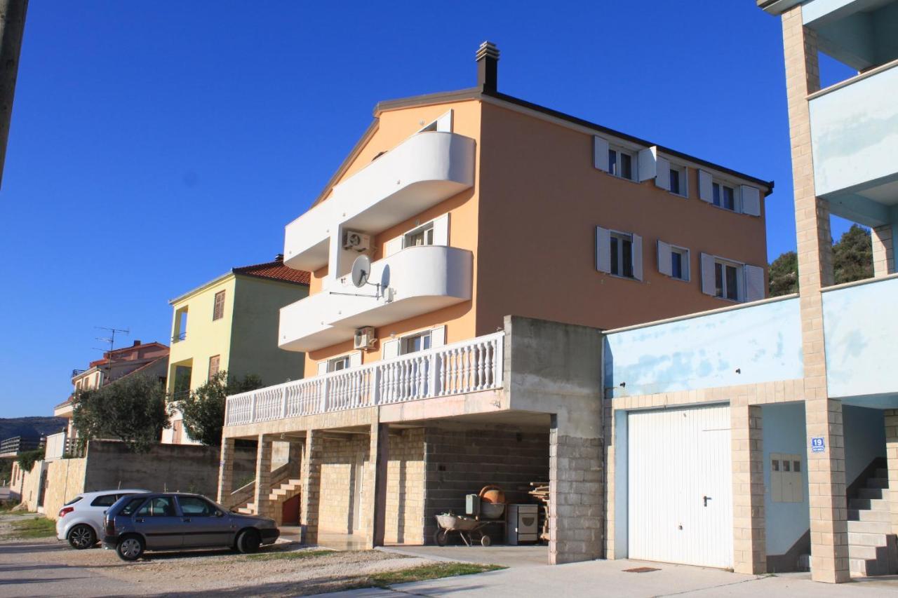 Apartments With A Parking Space Seget Vranjica, Trogir - 8507 المظهر الخارجي الصورة