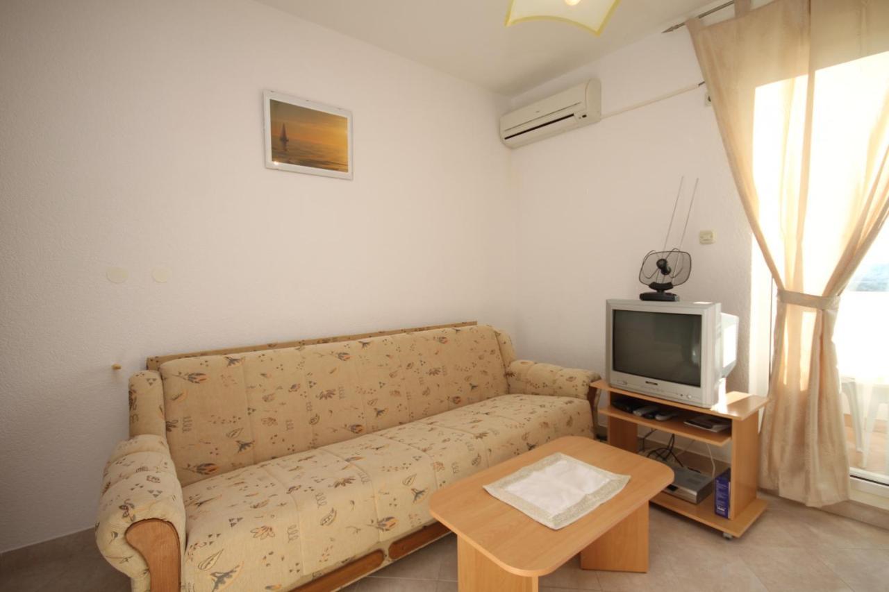 Apartments With A Parking Space Seget Vranjica, Trogir - 8507 المظهر الخارجي الصورة