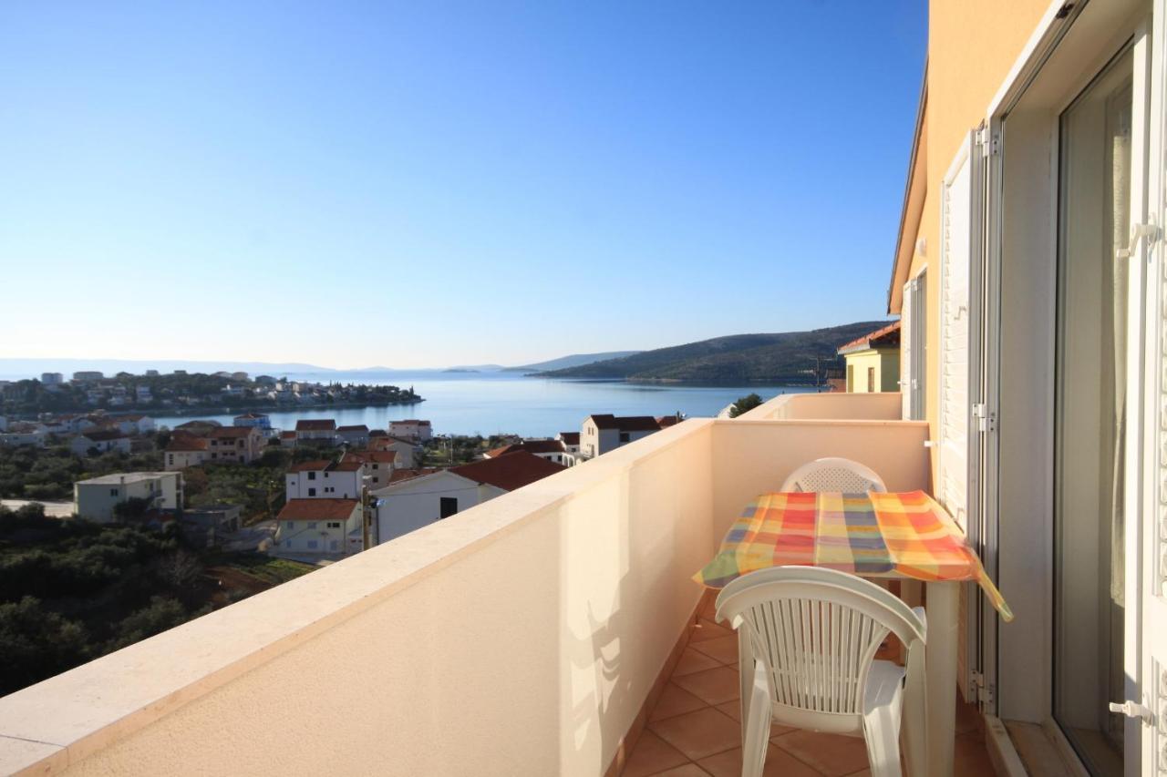 Apartments With A Parking Space Seget Vranjica, Trogir - 8507 المظهر الخارجي الصورة